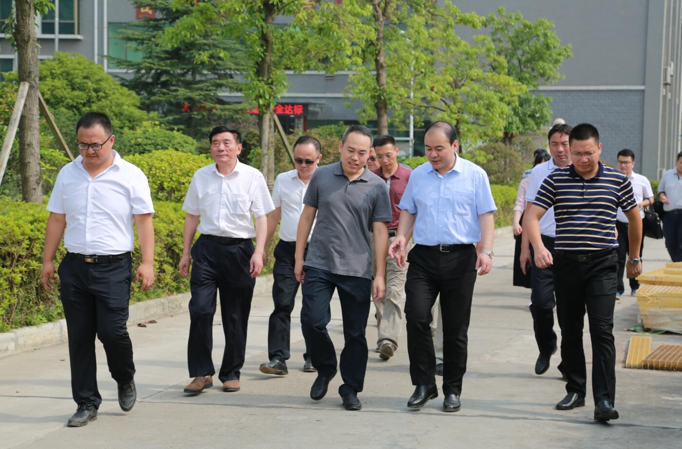 2018年7月，市委常委副市長朱健一行蒞臨公司指導.JPG